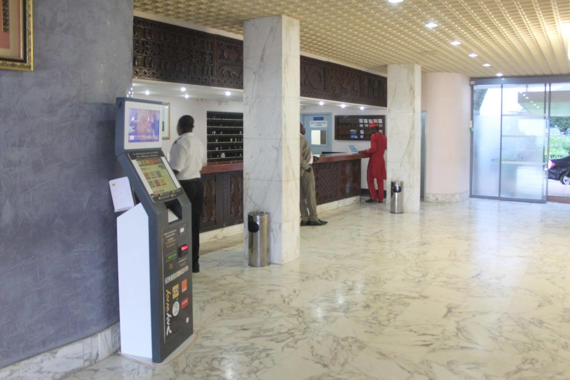 Hotel Mont Febe Yaoundé Exterior foto